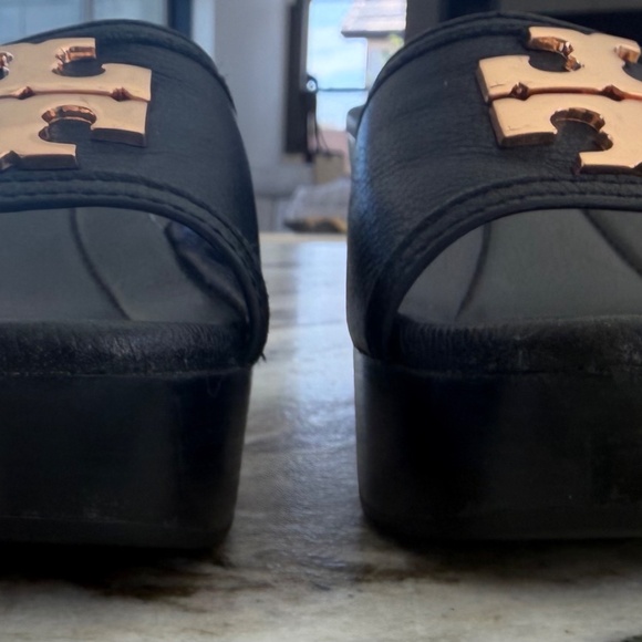 Tory Burch INES Wedge Sandals - Picture 3 of 9